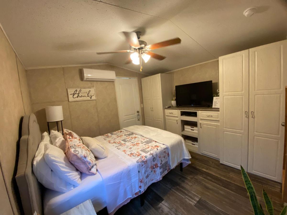 Your Own Cozy Tiny Home Austell Exterior photo